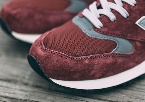 new-balance-999-burgundy-3
