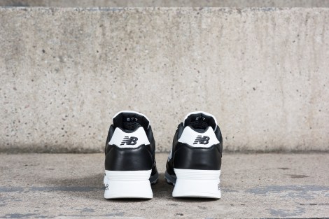 NB-Football-Packshot-577FB-heels