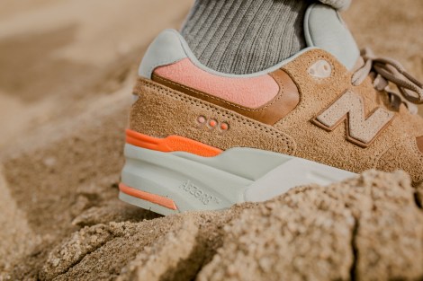 packer-x-new-balance-999-cml-11